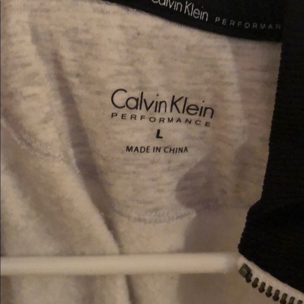 Calvin Klein Performance - image 3